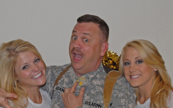 Deployed Louisiana Soldiers receive a 'Saintsational' visit