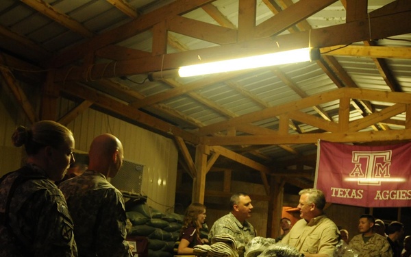 Texas A&amp;M Coach Visits Troops in Iraq
