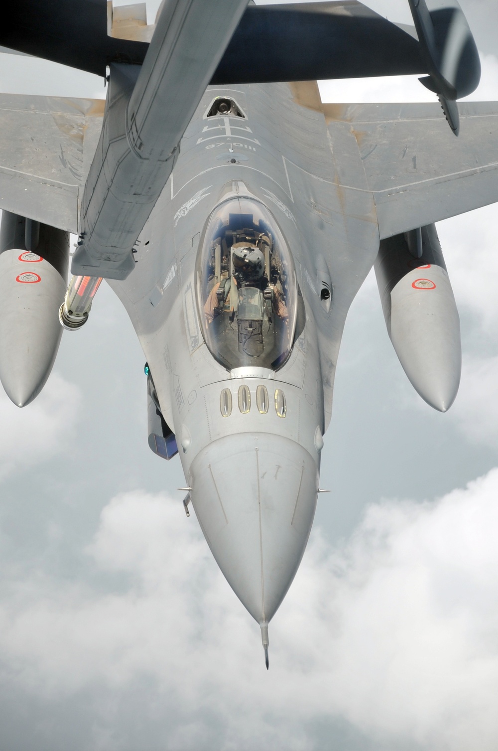 F-16 Refueling in Southwest Asia