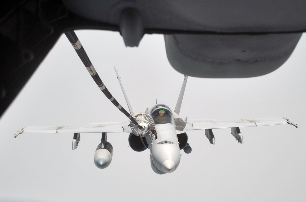 Deployed KC-10 Extenders, Airmen Maintain Combat Operations in Southwest Asia