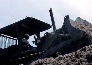 Louisiana Guard Engineers fill in breach