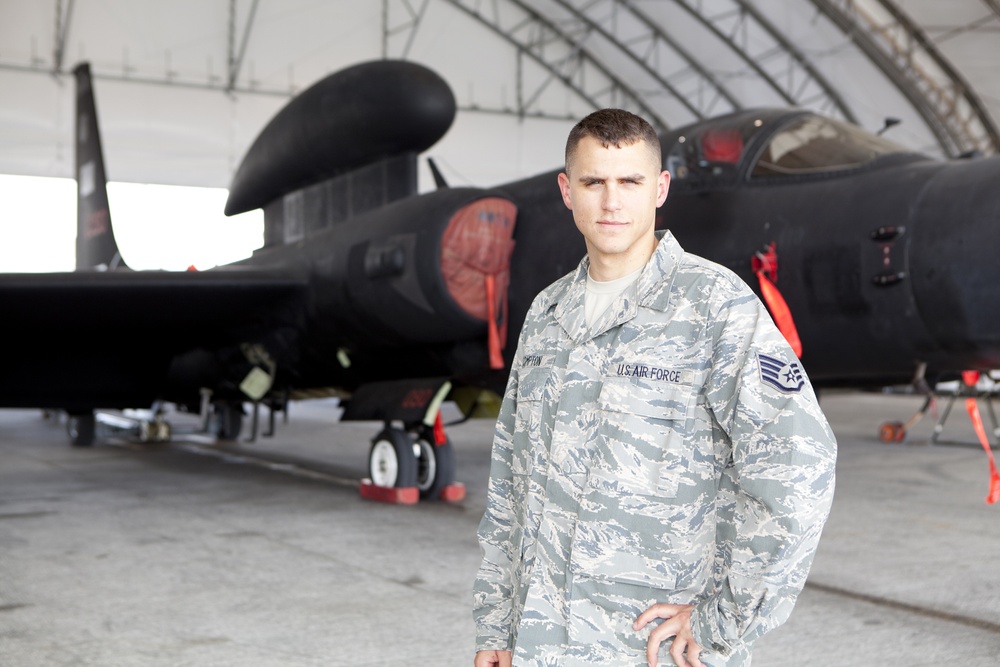 Beale NCO, Crisfield Native, Tracks Maintenance Data for Deployed U-2 Aircraft