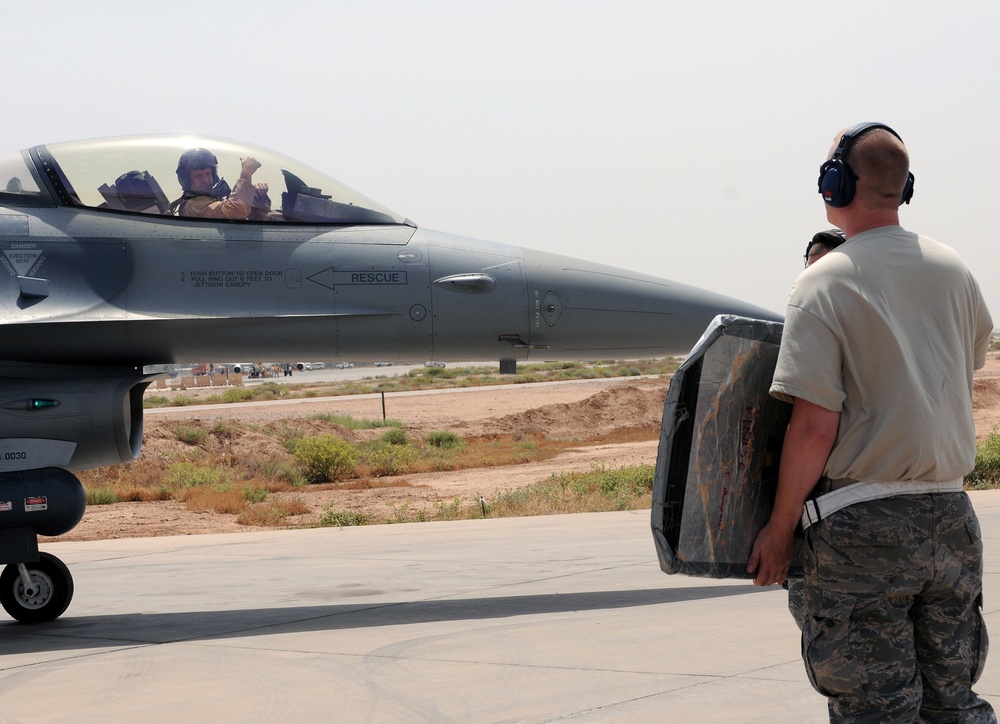 The Fighting Falcon at JBB