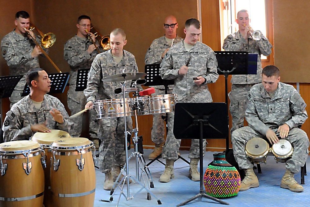 Iraqi band repays 1AD visit