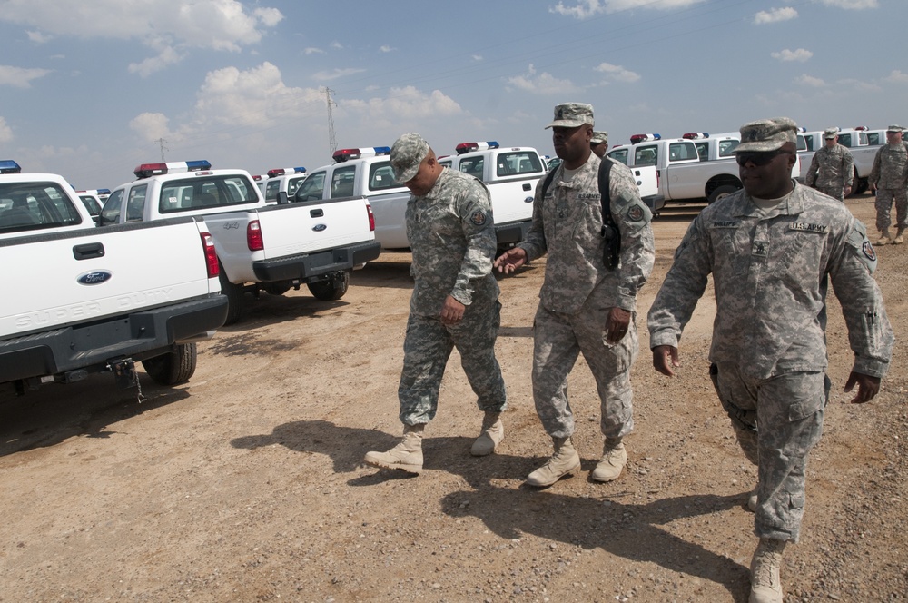 CSM Coleman, USF-I DCG-O Senior enlisted advisor, visits Camp Taji