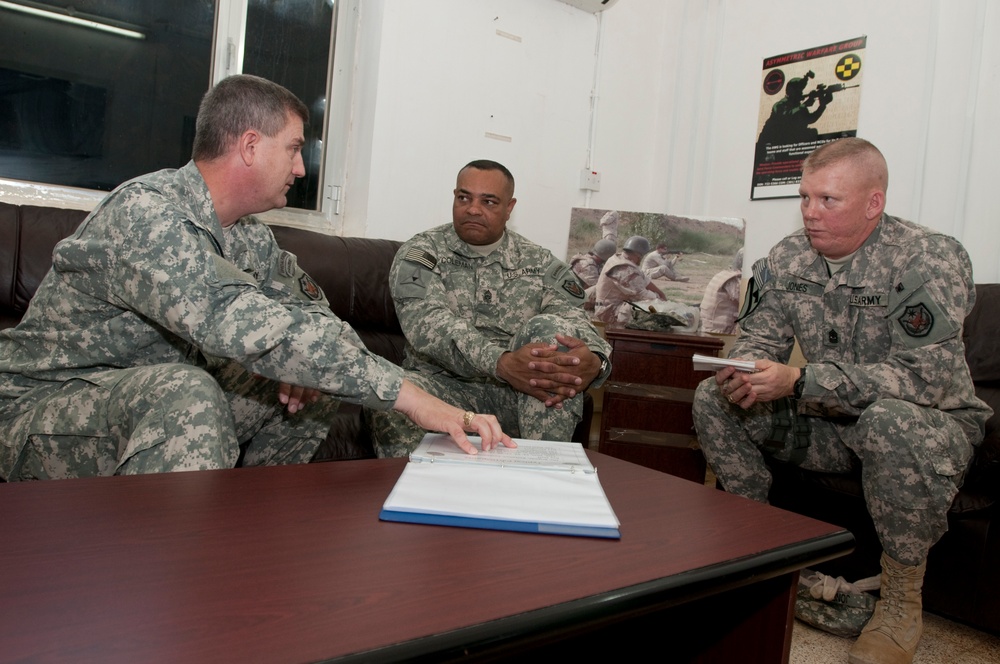 CSM Coleman, USF-I DCG-O Senior enlisted advisor, visits Camp Taji