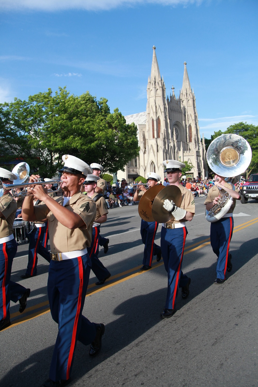 Run for the Roses:  2nd MAW Band Visits Louisville, Ky., Supports Kentucky Derby Events