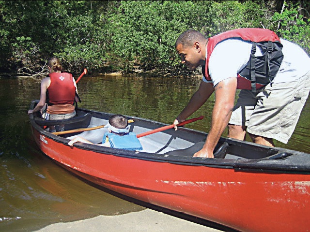 Pelican Point Marina Offers Marines, Sailors Recreational Opportunities