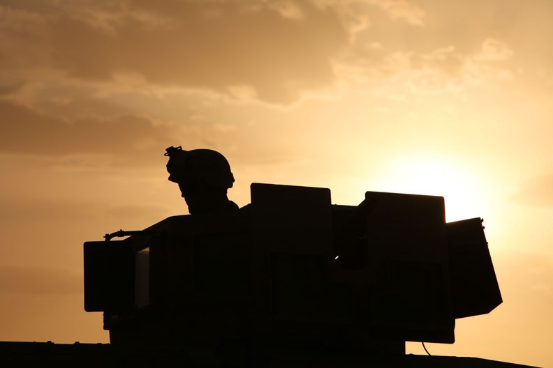 Marines answer the call at any hour: Heavy Guns bring security