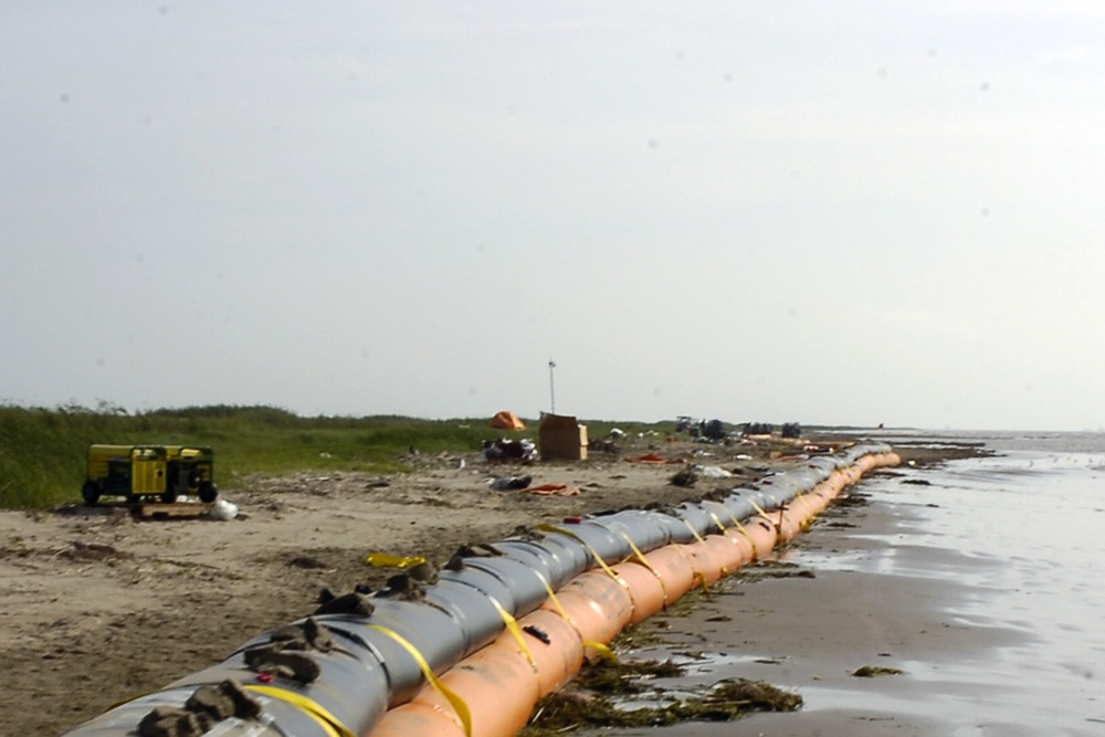 Louisiana Guardsmen construct water diversion system