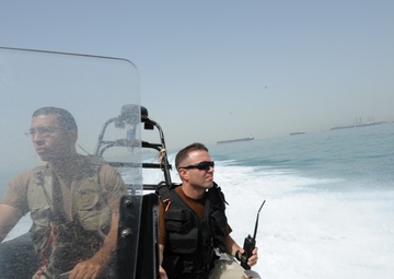 HPU operations along Bahraini Piers