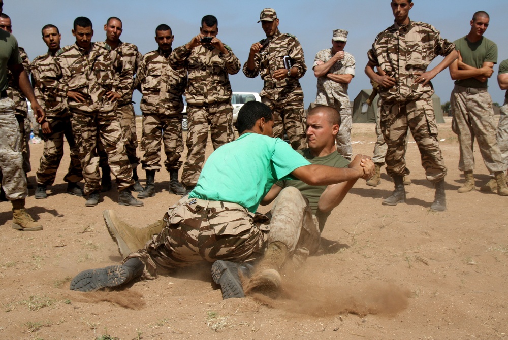 Marines, Moroccans Grapple Toward Closer Ties During African Lion 2010