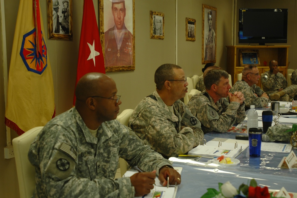 13th ESC conducts commander's conference at JBB