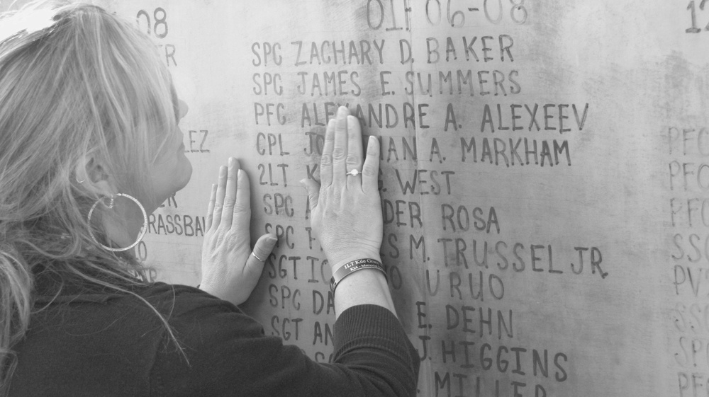 Commander, Gold Star Mother Design Memorial