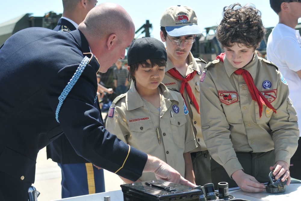 The Old Guard Participates in 2010 Joint Service Open House