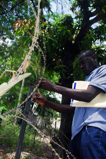 Joint Task Force-Haiti Engineers teaching the Haitian Police