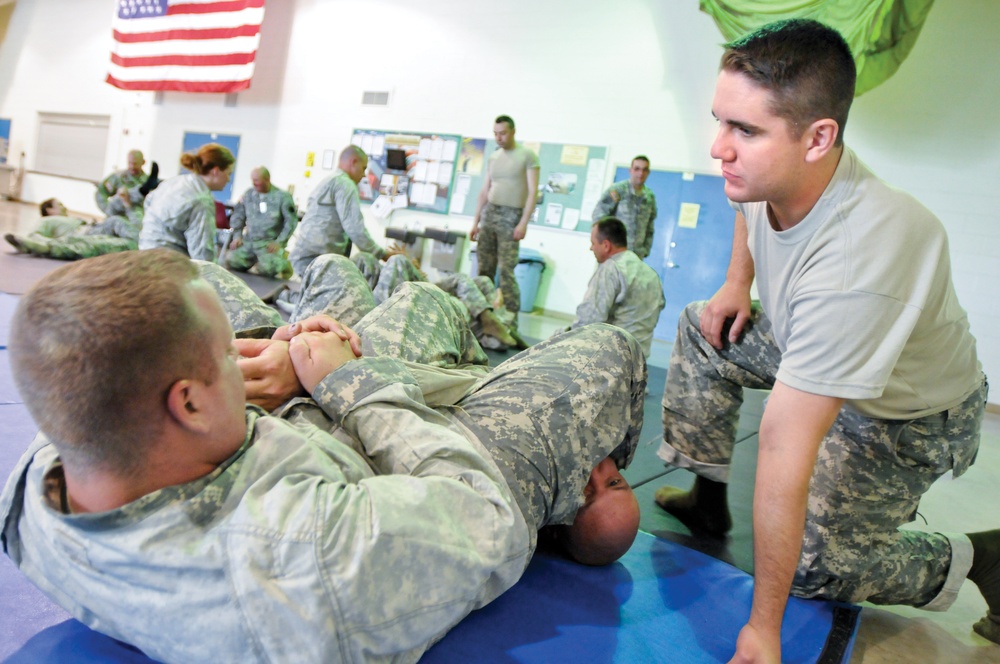 Pennsylvania National Guard Trains on Modern Army Combatives
