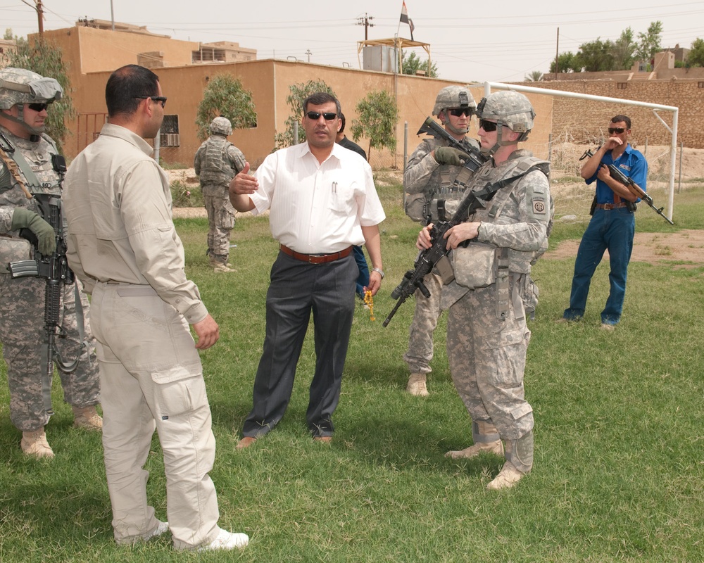 Mayor invites U.S. forces to tour model town