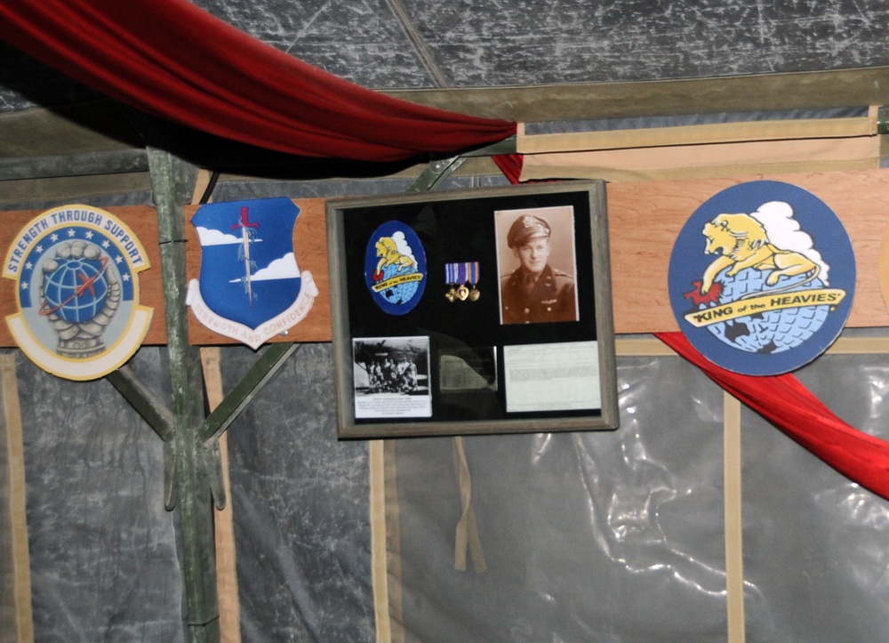 380th Bombardment Group Veterans Honored With Presentation at Southwest Asia Base