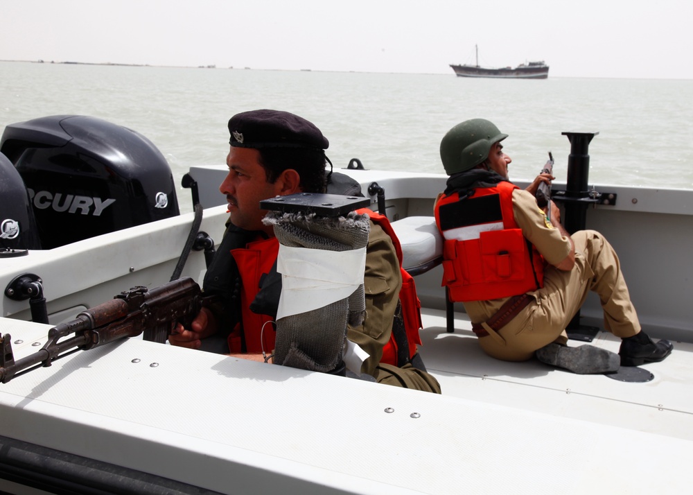 Umm Qsar border patrol
