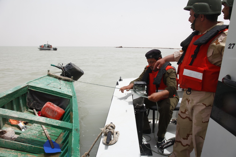 Umm Qsar border patrol