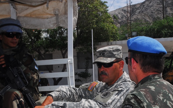 Maj. Gen. Trombitas' visit to Gonaives