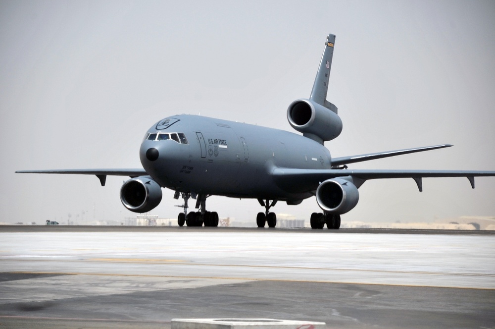 Air Refueling Giant -- KC-10s and Airmen Who Support Them Fly Combat Missions in Southwest Asia