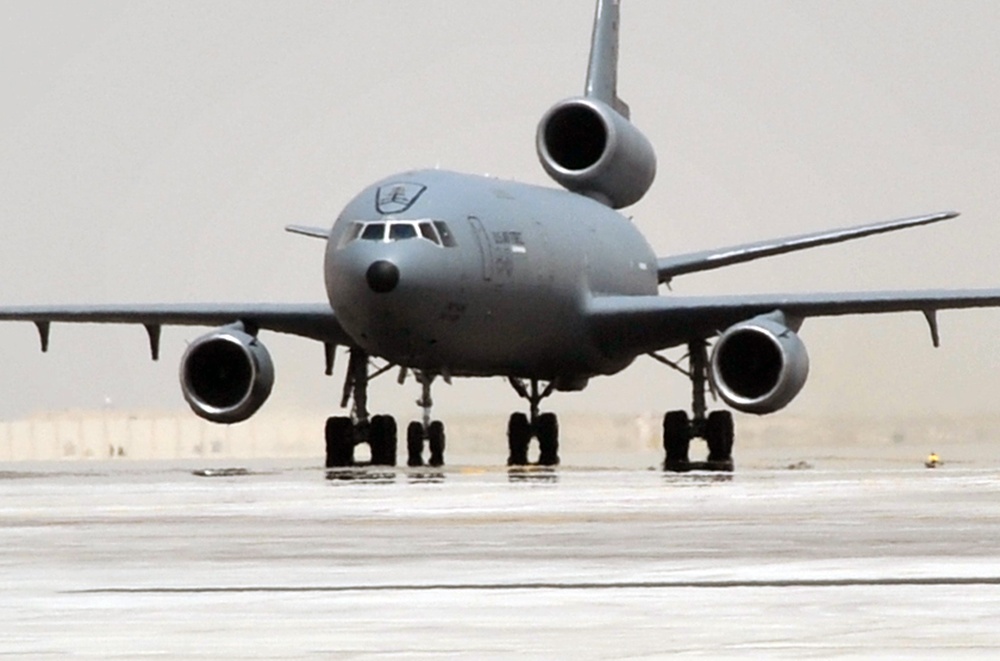 Air Refueling Giant -- KC-10s and Airmen Who Support Them Fly Combat Missions in Southwest Asia