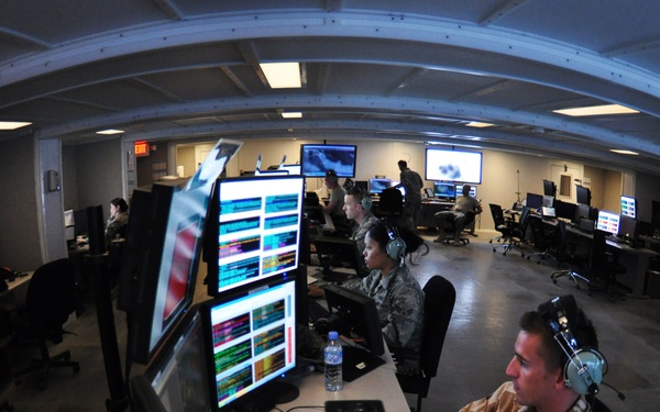 British embeds provide 71 EACS with experience, professionalism