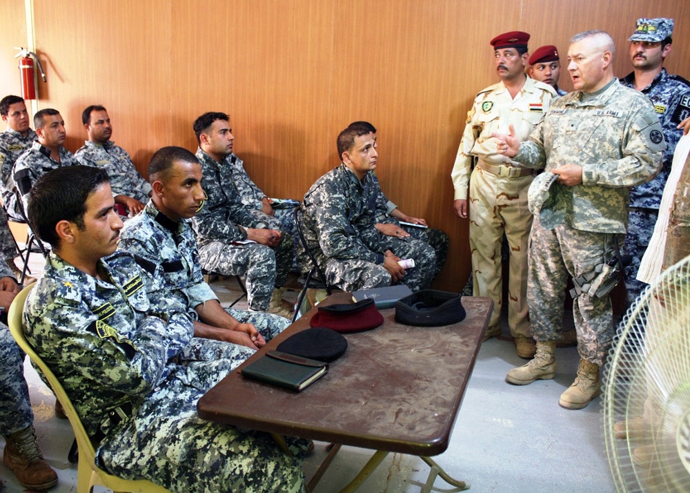 Engineer commander visits Federal Police EOD director, soldiers