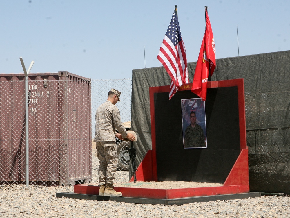 2nd LAR remembers fallen comrade