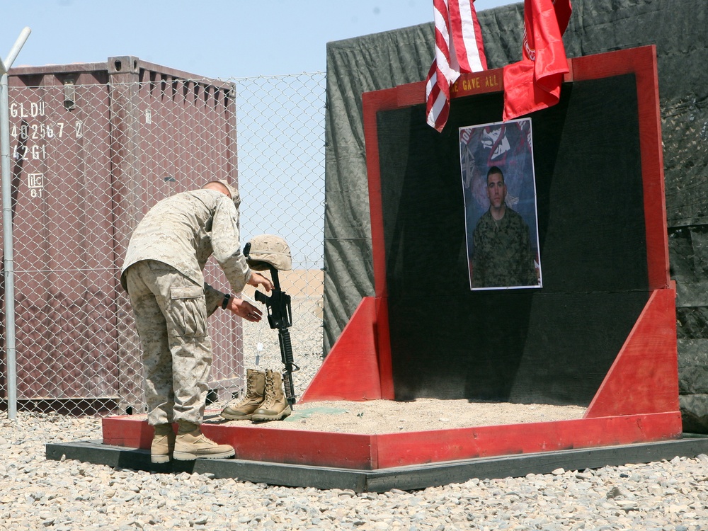 2nd LAR remembers fallen comrade