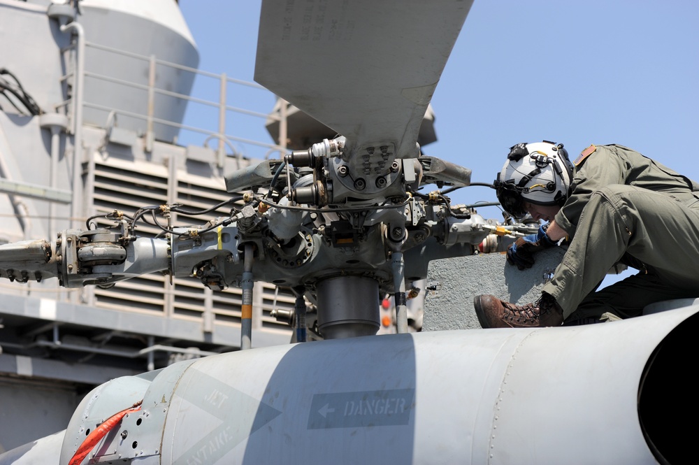 CTF 151 conducts anti-piracy operations in the Gulf of Aden