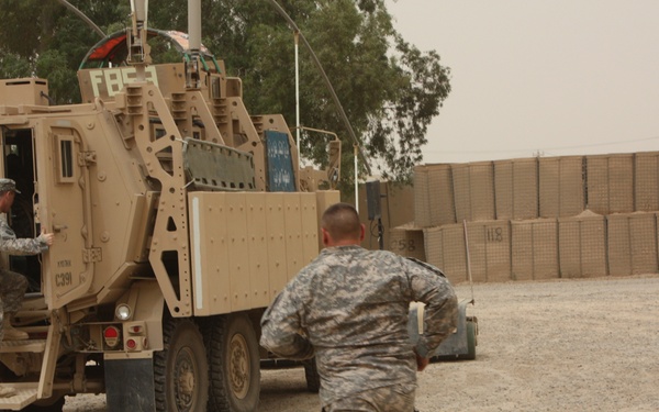 Kentucky Guardsmen Perform Recovery Duties