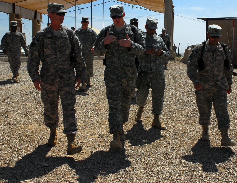 Fort Bliss Command Team Visits Soldiers in Iraq