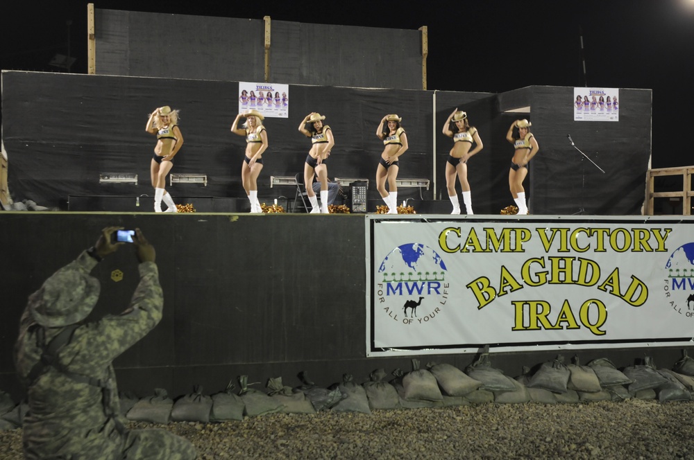 Minnesota Vikings performa at Camp Victory