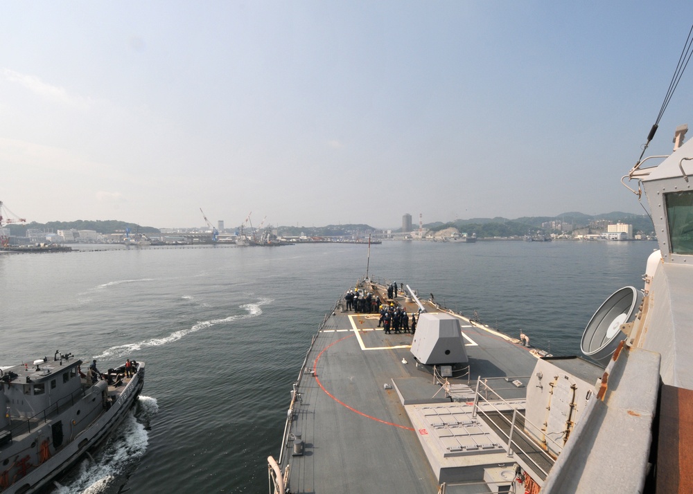 DVIDS - Images - USS Lassen returns from deployment [Image 1 of 2]