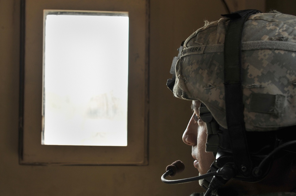 Airmen, Soldiers take trip to local Iraqi fire station