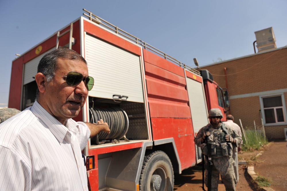 Airmen, Soldiers take trip to local Iraqi fire station