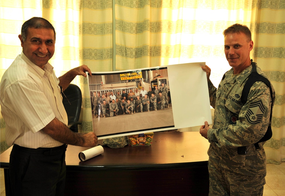 Airmen, Soldiers take trip to local Iraqi fire station