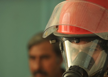 USAF, Iraqi firefighters build brotherhood