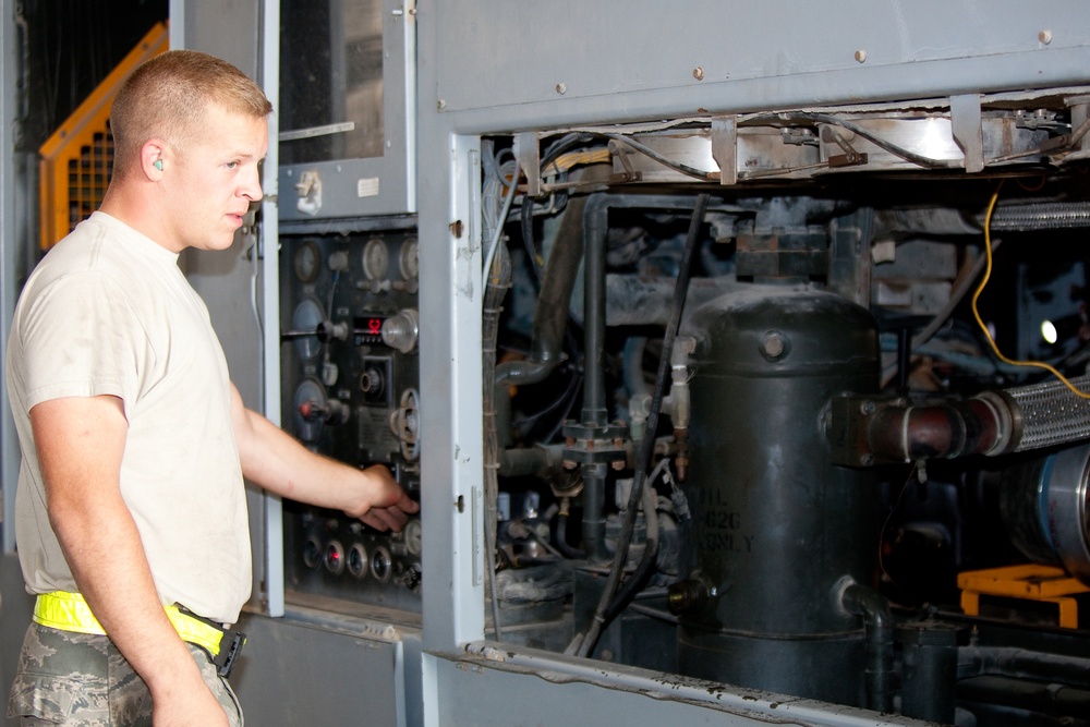 Tinker Senior Airman, Mont Belvieu Native, Manages Aerospace Ground Equipment Ops at Southwest Asia Location