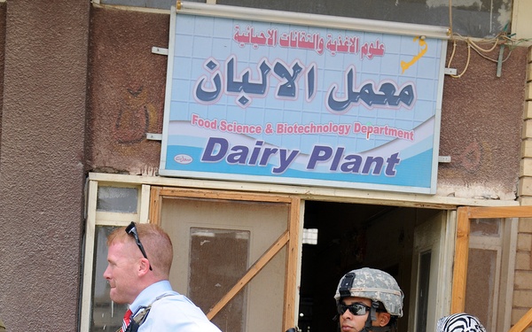 MPs escort aid workers to Iraqi agricultural college