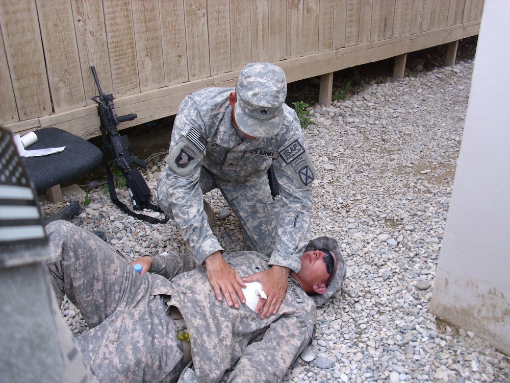 Charlie Company Takes the Lead in Medical Training