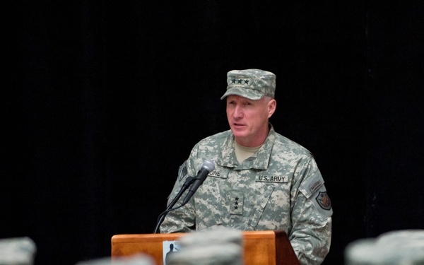 USF-I, III Corps Honors Fallen Service Members During Memorial Day Ceremony