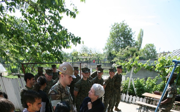 Marines, Sailors volunteer to improve home for HIV-positive Romanian teens