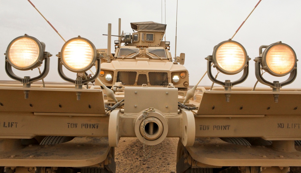 Not Your Average Sunday Drive: MWSS-274 moves gear through Helmand province