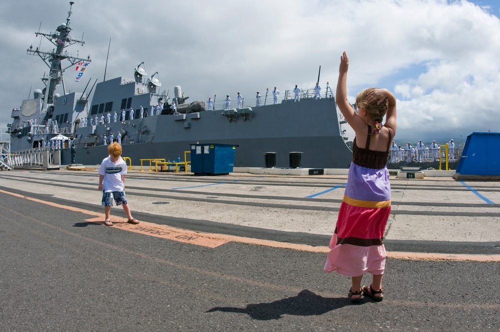 USS Chung-Hoon Deploys