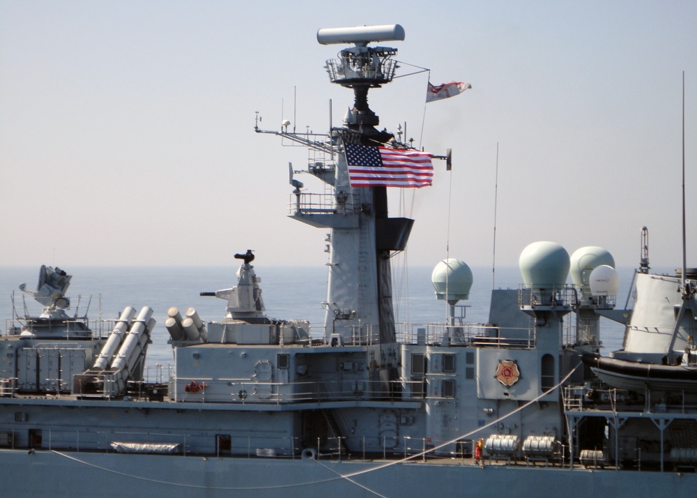 USS Winston Churchill, HMS Cumberland pass ex