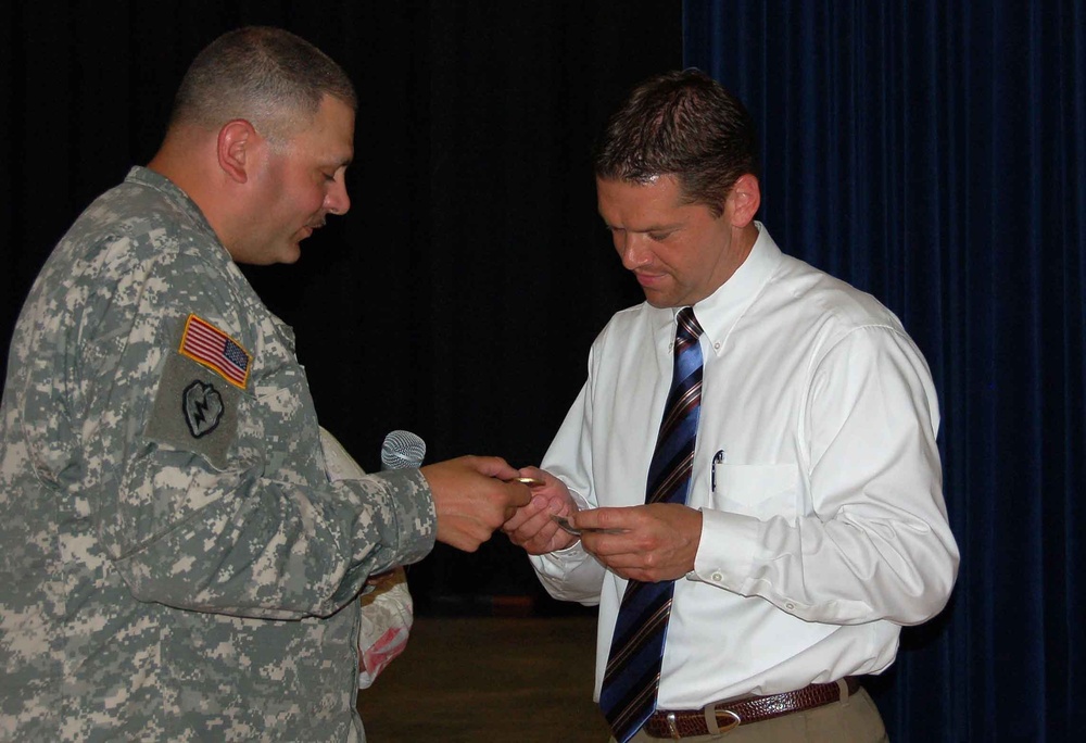 Soldiers Visit Local School for Safety Day